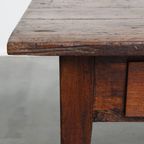 Charmante En Praktische Antieke Franse Salontafel Met Opvallende Kleuren Een Mooi Patina thumbnail 7