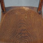 Elegante Set Van 2 Antieke Engelse Stoeltjes Met Mooi Houtwerk En Warme Kleuren thumbnail 6