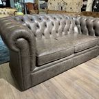 Stoere Vintage Chesterfield 2 Zits Bank Vintage Grijs / Taupe thumbnail 3