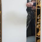 Mooie Zwart Gelakte Vintage Chinese Spiegel Met Prachtige Kleurrijke Tekeningen thumbnail 8