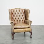 Luxe Rundleren Chesterfield Oorfauteuil Met Mooie En Sierlijke Pootjes thumbnail 2