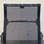 Charles & Ray Eames, Vitra Ea116 Loungechair thumbnail 8
