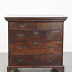 Elegante Vroeg 18e Eeuwse Antieke Engelse Ladekast/ Commode Gemaakt Van Eikenhout Met 5 Lades thumbnail 3