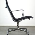 Zeer Mooie Design Vitra Draaifauteuil Model Ea 116 In Zwarte Stof thumbnail 4