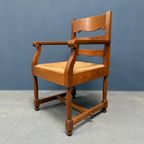 Set Van Twee Hollandse Eikenhouten Armstoelen Met Biezen Zitting thumbnail 9