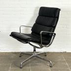 Ea219 Soft Pad Fauteuil Van Charles & Ray Eames Voor Vitra thumbnail 2