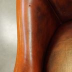 Set Van 4 Engelse Rundleren Eetkamerstoelen/ Tubchairs In Een Luxe Rode Chesterfield Kleur thumbnail 13