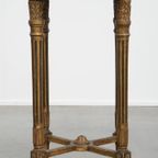 Antieke Franse Ronde Goudkleurige Brocante Bijzettafel Met Een Marmeren Blad thumbnail 2