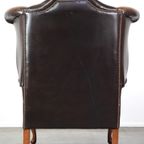 Prachtige Engelse Donkerbruine Rundleren Chesterfield Oorfauteuil Met Sierlijke Pootjes thumbnail 5