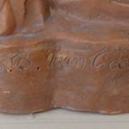 Van Eeckhout Terra-Cotta Sculptuur. thumbnail 4