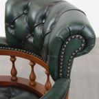Stijlvolle Functionele Rundleren En Houten Donkergroene Chesterfield Bureaustoel Op Wieltjes thumbnail 10