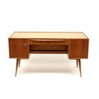 Groot Vintage Bureau Met Schuine Poten Gemaakt In De Jaren ’70 thumbnail 9