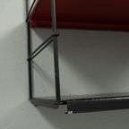 Wandrekje Met Zwarte En Rode Metalen Plank 7126 thumbnail 2