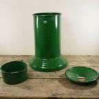 Groen Emaille Vintage Staande Asbak Uit Bulgarije thumbnail 4