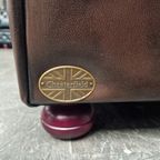 Chesterfield Cresswell 3-Zits – Antiek Bruin | 100% Leder | Tijdloze Elegantie thumbnail 5