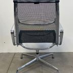 Charles & Ray Eames, Vitra Ea116 Loungechair thumbnail 16