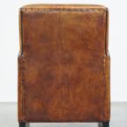 Comfortabele Vintage Schapenleren Design Armchair Met Een Stoere Look thumbnail 5