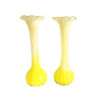 2 - Set Soliflore Één Bloemsvazen In Opaline Glas Geel, Italie Jaren '70 thumbnail 2