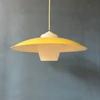 Mid Century Deense Hanglamp  Met Gele Metalen Kap En Opaline Glazen Kap thumbnail 7