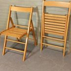 Set Van 2 Vintage Houten Klapstoelen thumbnail 2