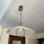 Vintage Lamp Hanglamp Met Trekpendel, Goudkleurig Glazen Swirl Kap, In Hoogte Verstelbaar thumbnail 2