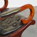 Tijdloze En Klassieke Groene Engelse Stijl Rundleren Chesterfield Fauteuil Met Hout thumbnail 2