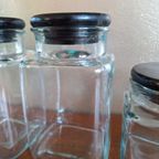 Vintage Voorraadpotten Glas Met Houten Deksels thumbnail 5
