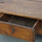 Zeer Mooie Antieke Zuid-europese Salontafel Uit De 18e Eeuw Met Een Prachtig Patina thumbnail 9