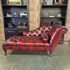 Chesterfield Daybed - Antiek Rood. Speciale Nagels thumbnail 2