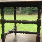 Klassiek Bruin Eettafel Set Met Twee Stoelen Antiek thumbnail 19