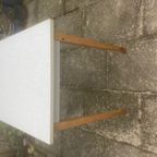 Mid-Century Wit, Zilverkleurig, Bruin Eettafel thumbnail 11