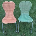 Vintage Set Van Paar ( 2) Rieten Stoelen Groen En Beige In Hart Vorm thumbnail 8