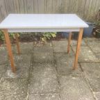 Mid-Century Wit, Zilverkleurig, Bruin Eettafel thumbnail 8
