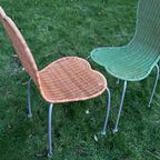 Vintage Set Van Paar ( 2) Rieten Stoelen Groen En Beige In Hart Vorm thumbnail 3