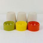 Tupperware Eierdopjes Vintage Retro Jaren 70 Met Warmhoud Dop Set Van Drie thumbnail 3