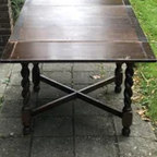 Klassiek Bruin Eettafel Set Met Twee Stoelen Antiek thumbnail 15