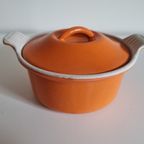 Vintage Franse Le Creuset Cousances Oranje Kleine Geëmailleerde Gietijzeren Braadpan En Kleine Pot thumbnail 7