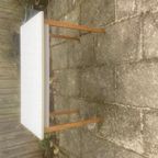 Mid-Century Wit, Zilverkleurig, Bruin Eettafel thumbnail 4
